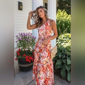 NWT Petal & Pup Stunning Oranges and Creams Floral Dress SIZE 6 Maxi Length